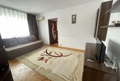 2 camere zona Dacia - 3