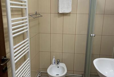 Apartament cu 3 camere semidecomandat în Central - 7