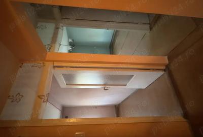 Apartament 3 camere decomandat, 65,5 m utili, zona Tractorul Str. Independen?ei 88 108990 - 9