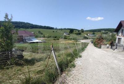 Teren intravilan, 1416 mp, imprejmuit, zona Rombat - 2