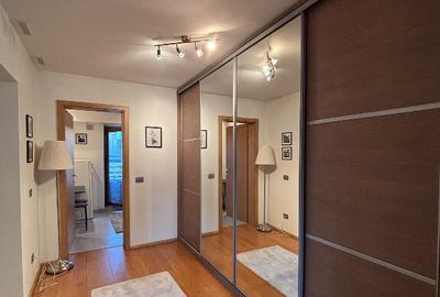 Garsoniera lux - palatul parlamentului - 1