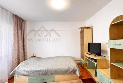 Apartament cu 2 camere decomandat în Traian - 3