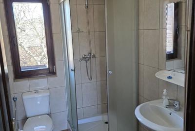 Casă cu 4 camere în Central - 6