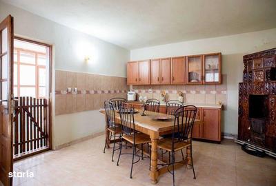 Casă cu 4 camere cu Teren 190 Mp în Central - 8