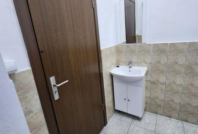 Spațiu comercial, de 75 mp, în Central - 10
