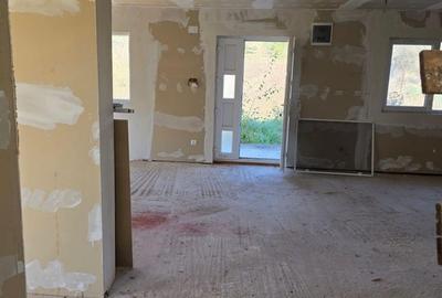 Casă cu 4 camere în Bejan - 5