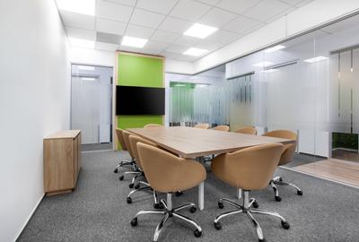Spațiu de birou privat pentru 4 persoane în Regus Anchor Business Centre