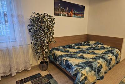 Apartament cu 3 camere de inchiriat zona Tractorul bloc nou - 22