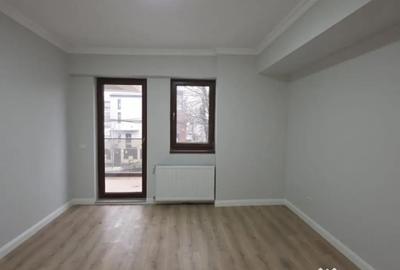Apartament cu 3 camere semidecomandat în Dămăroaia - 6