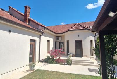 Casă individuală cu 5 camere cu Canalizare în Ultracentral - 2