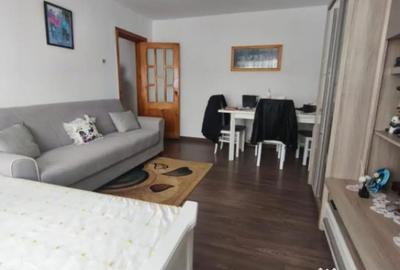 Apartament cu 2 camere decomandat în Siret - 1