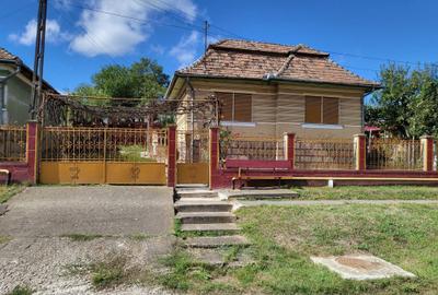 Casă cu 4 camere în Central - 8