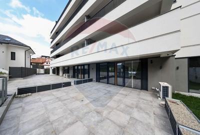 Spațiu comercial, de 78 mp, în Centrul Civic - 14