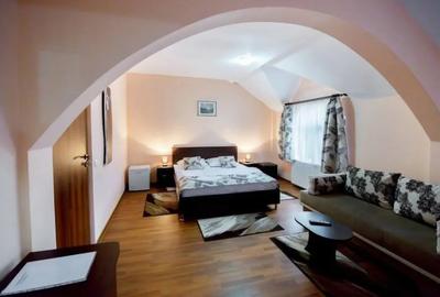 Casă cu 10 camere în Central - 4