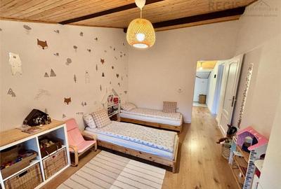 Casă cu 4 camere cu Canalizare în Piatra Arsă - 9