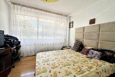 Apartament cu 4 camere, in cartier Micro 16, aproape de Complex Siret.