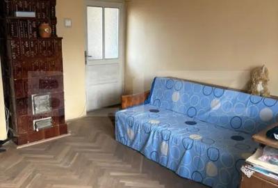 Casă cu 3 camere cu Canalizare în Central - 8