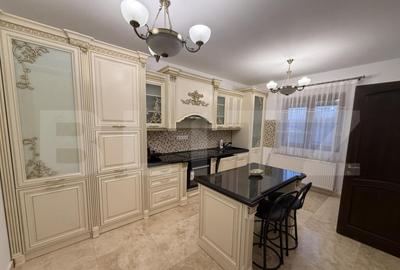 Casă cu 7 camere cu Teren 3173 Mp în Central - 14