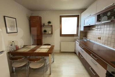 Apartament cu 3 camere decomandat în Central - 7