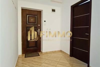 Apartament cu 2 camere decomandat în Ipotești