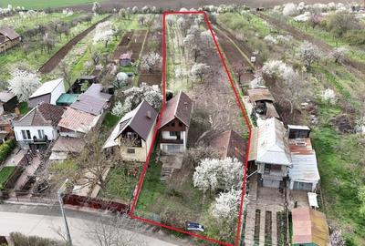 Casă individuală cu 3 camere cu Canalizare în Nord-Vest