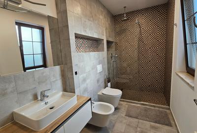 Duplex cu 5 camere cu Canalizare în Dumbrăvița - 11