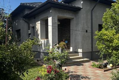 Casă cu 4 camere în Central - 1