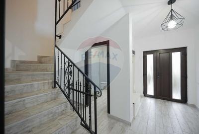 Casa Noua cu 4 Camere, Garaj si Teren 350 mp in Episcopia, de vanzare - 10