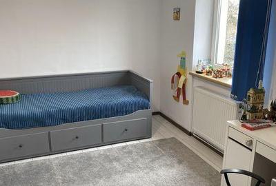 Apartament cu 3 camere decomandat în Piața Centrală - 2