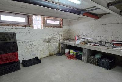 Casă cu 2 camere decomandat în Angofa - 15