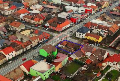 Teren de 806 mp, în Intim - 16