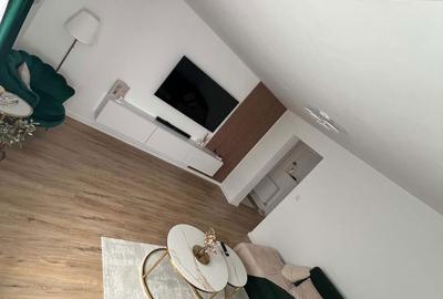 Apartament cu 3 camere decomandat în Central - 1
