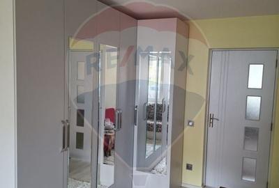 Apartament cu 3 camere decomandat, mobilat în Central - 3