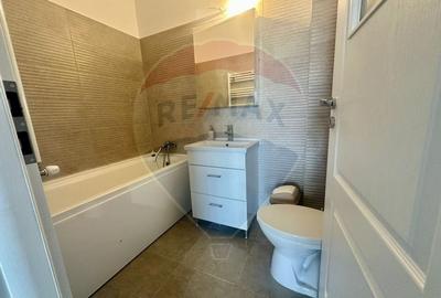 Inchiriere ap 3 camere plus curte de 40 mp - 8
