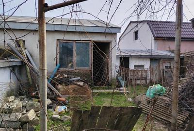 Casă cu 2 camere cu Teren 443 Mp în Dudești - 4