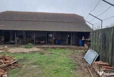 Casă cu 12 camere cu Teren 1300 Mp în Brestei - 1