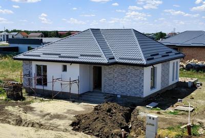 Casă individuală cu 4 camere în Gulia