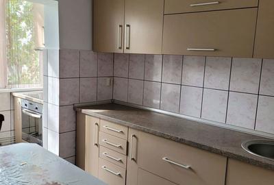 Apartament cu 2 camere decomandat în Independenței - 2