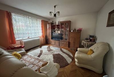 Apartament cu 3 camere decomandat în Central - 2