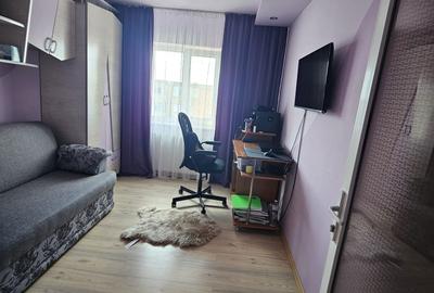Apartament cu 4 camere decomandat în Central - 8
