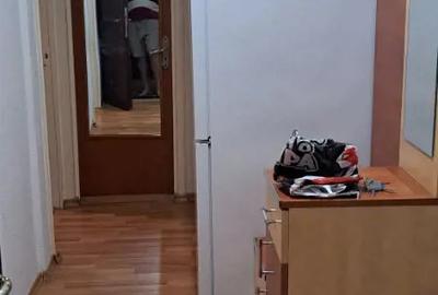 De inchiriat apartament cu 3 camere - 1