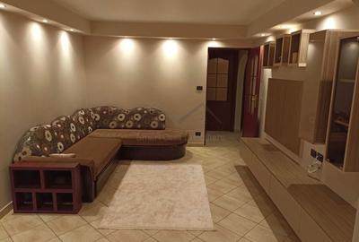 Apartament cu 2 camere decomandat în Nicolina