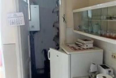 Apartament 2 camere bloc vila Piata Astra - 4