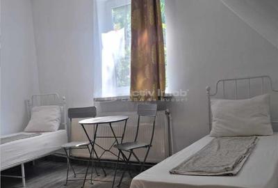 Casă cu 15 camere cu Teren 50 Mp în Carierei - 3