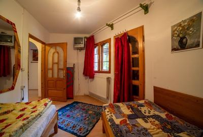 Vanzare vila cu 12 camere pe teren de 700 mp, în inima naturii  Comision 0% - 4