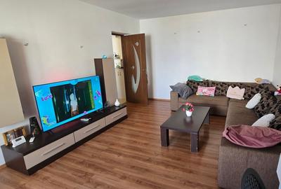 Inchiriez apartament 2 camere + loc de parcare privat - 3