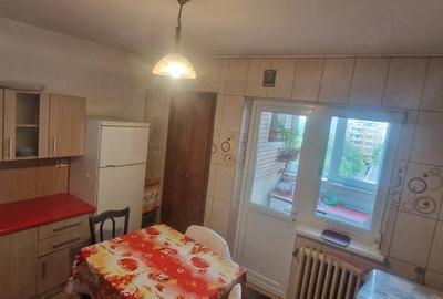 Apartament cu 3 camere decomandat în Est - 3