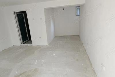 Casă cu 4 camere în Ghirdoveni - 8