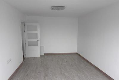 Central Gh.Doja - 3cam, cf1A, 2 bai, 2 vederi,et.7 bl.89, re - 6
