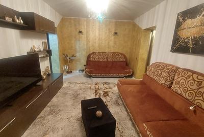 Apartament doua camere semidecomandat, etajul 4, Calea Bucuresti zona Institut - 1
